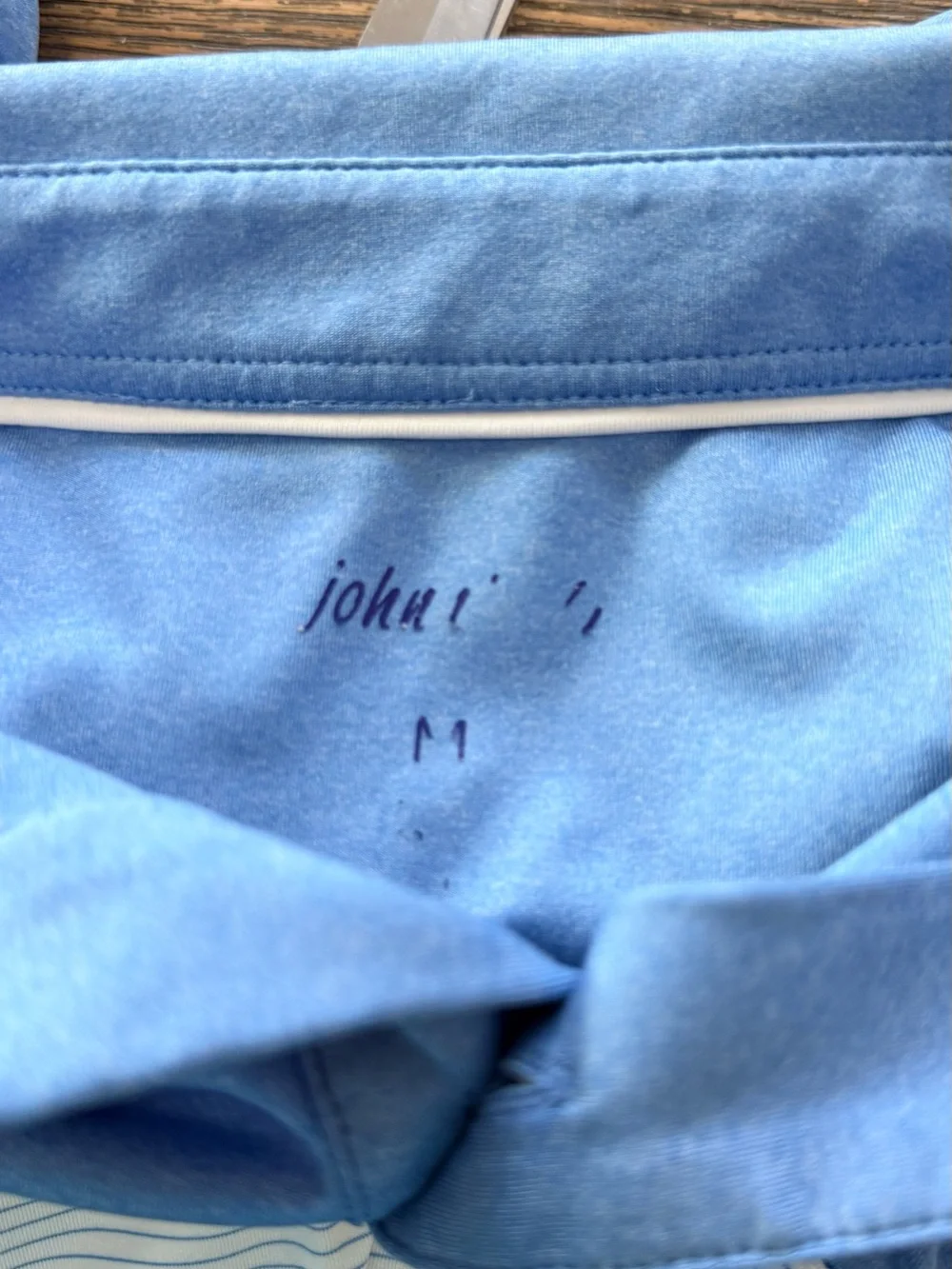 johnnie-O great embroidered